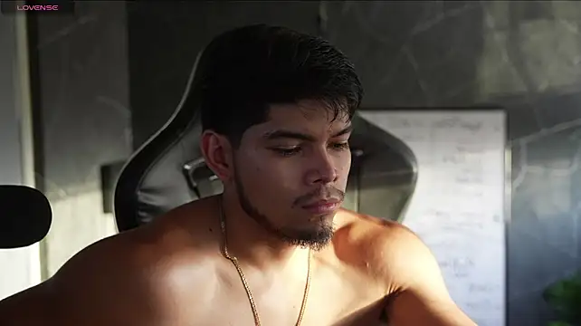 David_capizzi_ live cam on StripChat