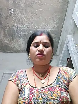 Hot_kamla