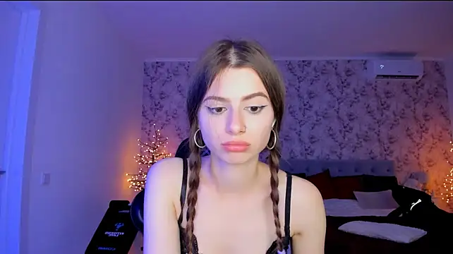 Hot_Molly5 live cam on StripChat