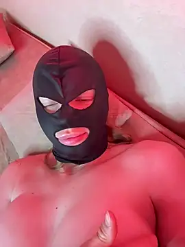 fitkitty_19 live cam on StripChat