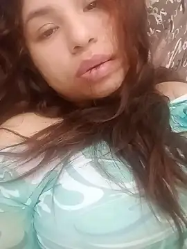 Caprichosa2026 live cam on Stripchat