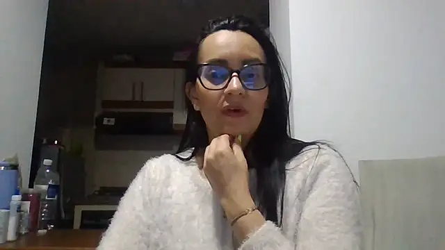 sarita_star live cam on StripChat