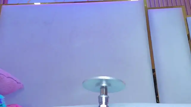 paola_rodriguez live cam on StripChat