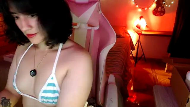 venus_666 (F young) - naked/ lick armpits