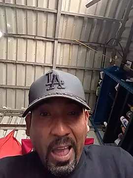 Ernesthot82 live sex cam