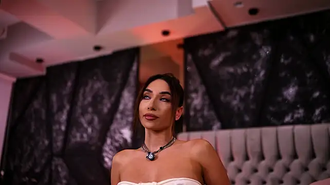 GinaValentinna live cam
