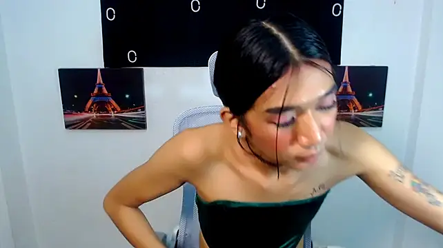 BERBURAKA live cam on StripChat