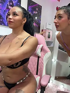 madeleinesummerrr (F teen) - all naked