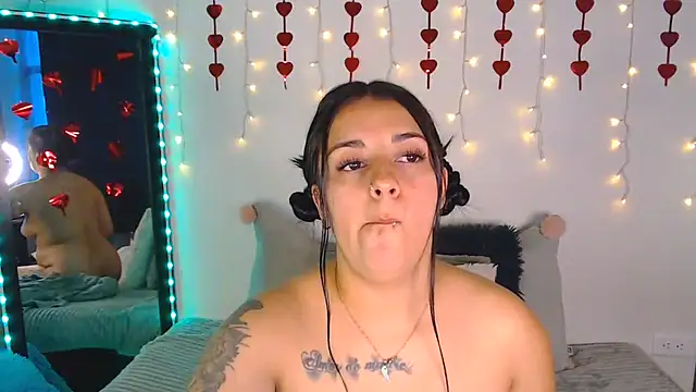 Samanta_james19 live cam on StripChat