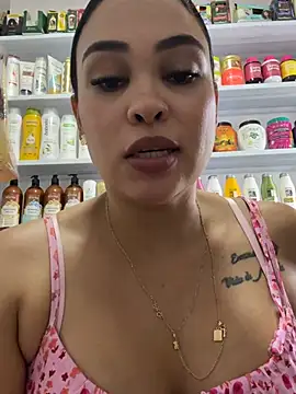 FOX_LATINA live cam