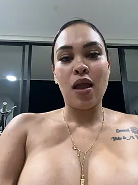FOX_LATINA live sex cam