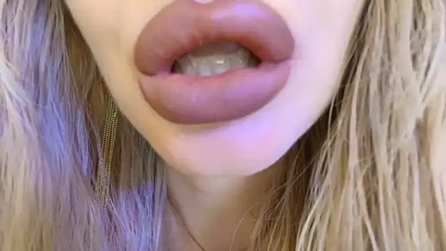 Velvet_kissx