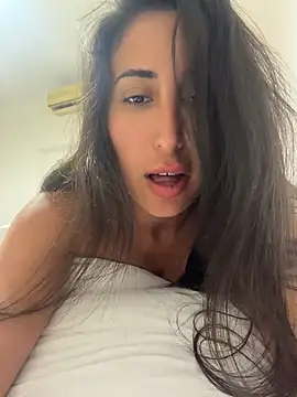 MiaFoxie_