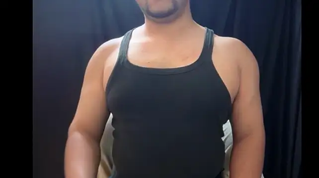 FinnLeo live sex cam