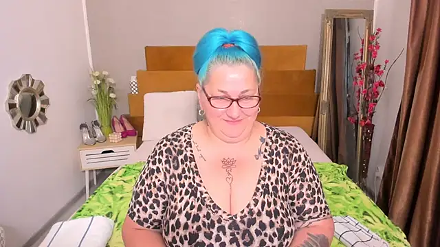 Sugarmommy_69X live cam on StripChat