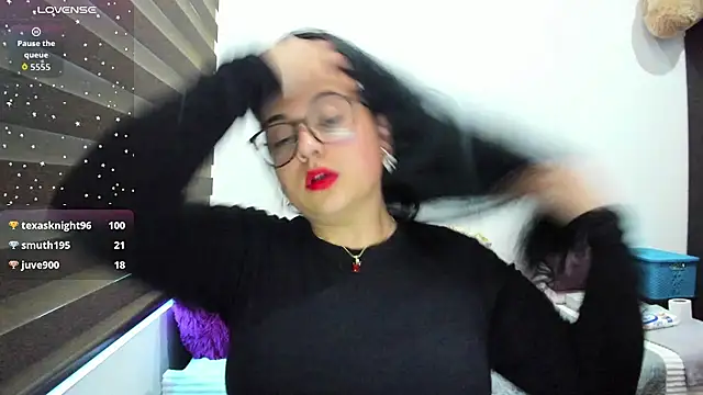 aleteacher live cam on StripChat