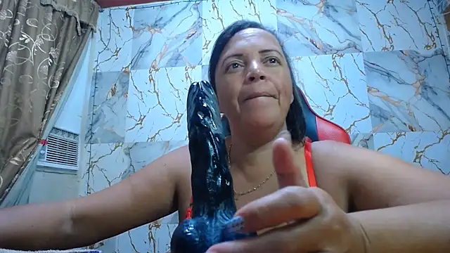 alina_maturehot