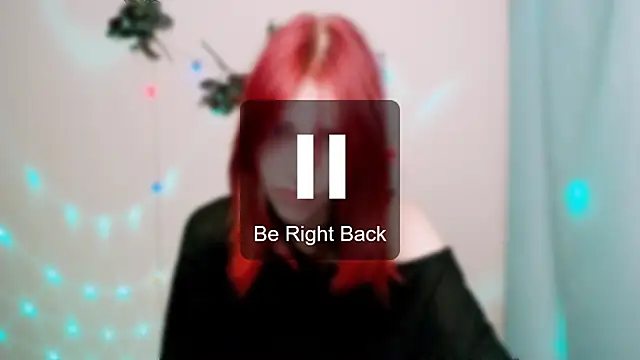 GuessMe___ live cam on StripChat