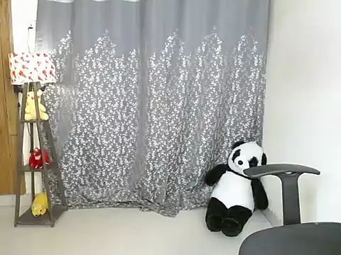 Sweety_piyu live cam on StripChat