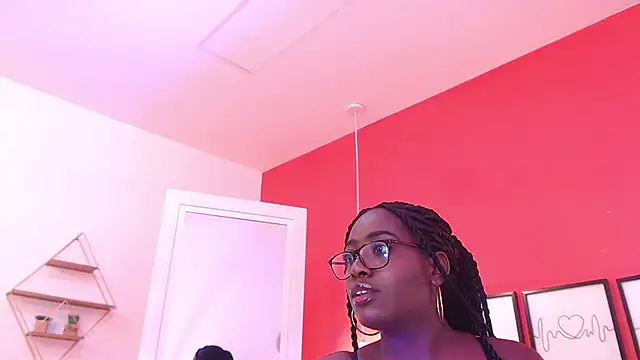 sheila_cooper live cam on StripChat