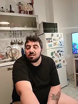 bear_skinny live cam on StripChat