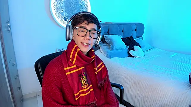 timothy_ros (M young) - show sexy ass