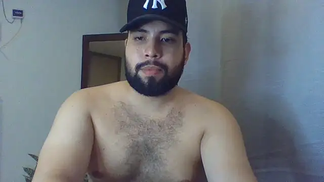 dalton_s (M young) - 😈SHOW BIG CUMM ON MY FEET😈