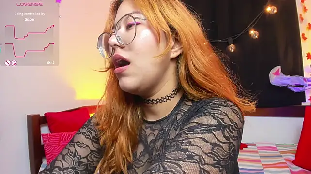 Juless_x live cam on StripChat