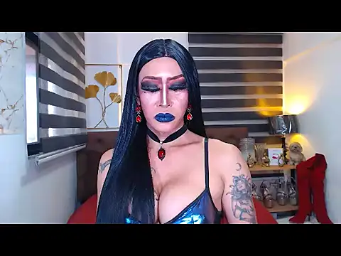 DominateMistressTania live cam on StripChat