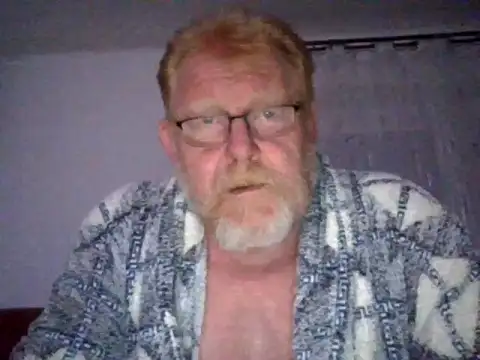carli566 (M grandpa) - Krasny den ,kdo mi pomuže ???