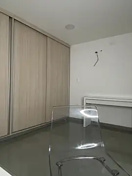 Curlyierr live cam