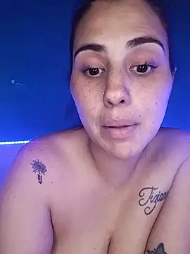 kariciasecreta (F milf) - Baile sexy hasta quedar desnuda