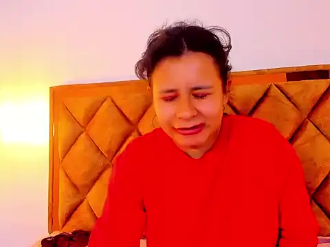 ValeriaHotVS