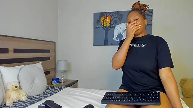 renee-18 (F young) - FINGERING🍑💦❤️