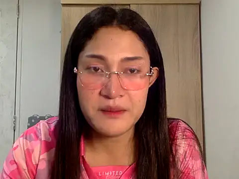 plysaithailand live cam on StripChat