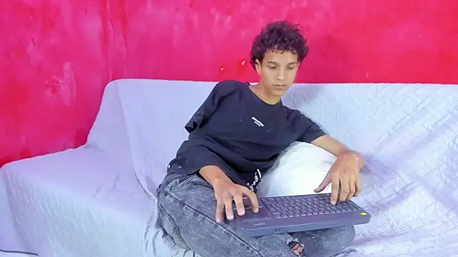 AXEL_DESIRE