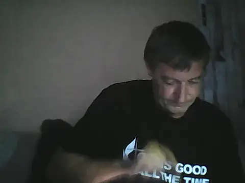oralchtivy12 live sex cam