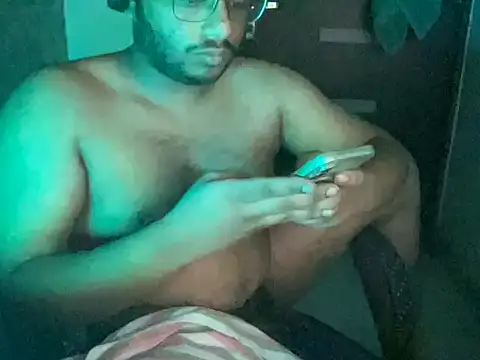 sexy_delhi_boy (M young) - make me cum