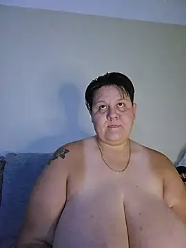 DevilDahm live cam on StripChat