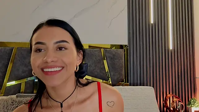 ScarletTorres live cam on StripChat