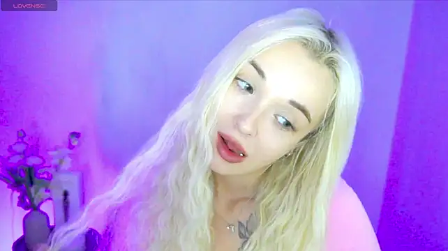 Ashley_S live cam on StripChat