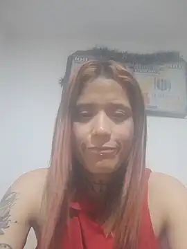 Lya_Ross19 live cam on StripChat