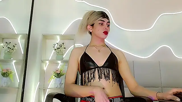 Daniela_Pink_