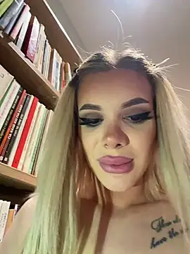 AlyssaFoxx_