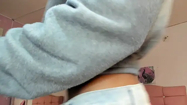 Santy_bigcock_01