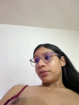 Danaeluxe live sex cam