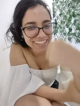 alanahot94 live sex cam