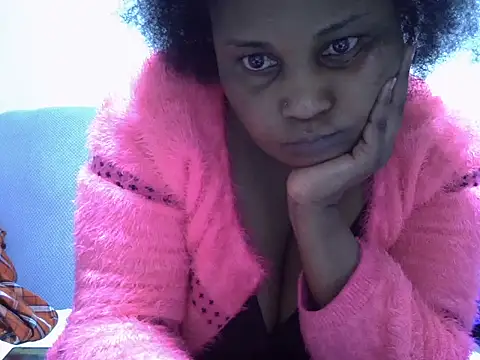 browndolly12 live cam on StripChat