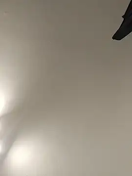LiluLiluLilu live cam on StripChat