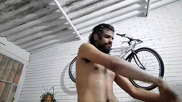 JBond007BBC live cam on StripChat